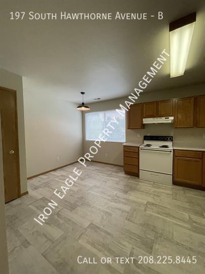 197 S Hawthorne Ave in Middleton, ID - Building Photo - Building Photo