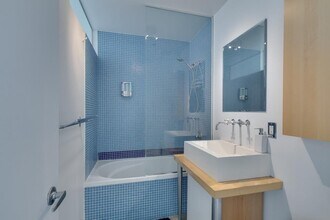 454 Rue De la Gauchetière O in Montréal, QC - Building Photo - Building Photo