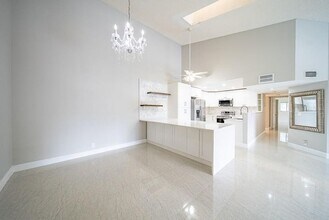 13810 Oneida Dr, Unit C2 in Delray Beach, FL - Building Photo - Building Photo