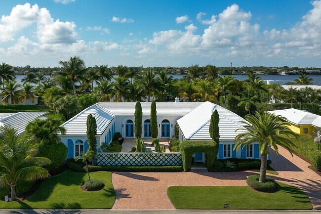 2258 Ibis Isle Rd E in Palm Beach, FL - Building Photo - Building Photo