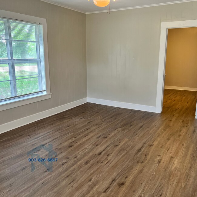 5466 TX-77 in Atlanta, TX - Building Photo - Building Photo