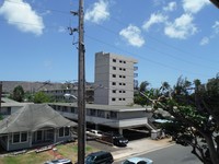 2942 Date St in Honolulu, HI - Foto de edificio - Building Photo