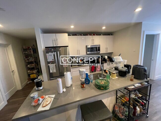 1065 Tremont St in Boston, MA - Building Photo - Building Photo