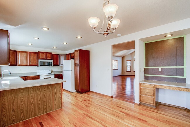 14465 Westchester Dr in Colorado Springs, CO - Building Photo - Building Photo