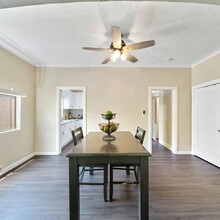 2033 Cedar Ave in Long Beach, CA - Building Photo - Interior Photo