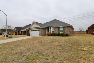 513 Waterlily Dr in Sumter, SC - Building Photo - Building Photo