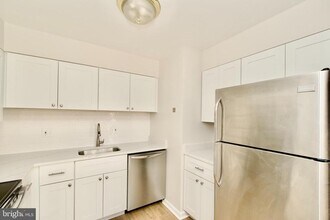 6145 Edsall Rd in Alexandria, VA - Building Photo - Building Photo