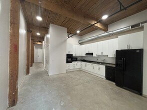 88 Gerrish Ave, Unit 214 in Chelsea, MA - Foto de edificio - Building Photo