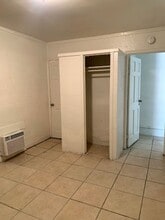 422 Henry Butts Dr in Daytona Beach, FL - Building Photo - Building Photo