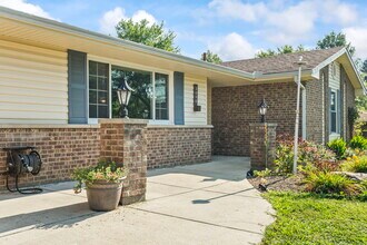 3090 Windmill Dr in Dayton, OH - Building Photo - Building Photo