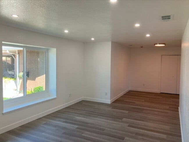 3518 Woodglen Dr in Modesto, CA - Building Photo - Building Photo
