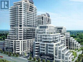 9201 Yonge St in Richmond Hill, ON - Building Photo