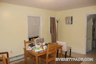 161 Union St in Everett, MA - Building Photo