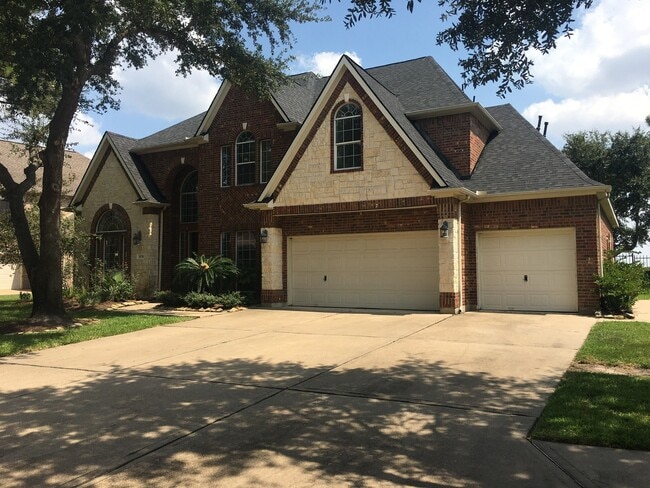 10730 Sea Myrtle Dr