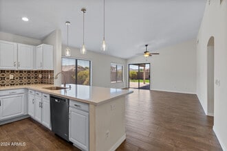 6529 W Paso Trail in Phoenix, AZ - Building Photo - Building Photo