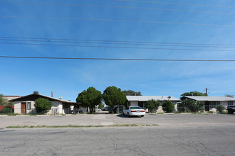 5763-5785 E 26th St in Tucson, AZ - Building Photo - Building Photo