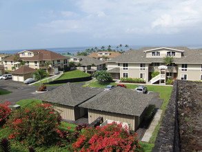 Ali'i Cove in Kailua Kona, HI - Foto de edificio - Building Photo