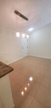 10125 W Sunrise Blvd in Plantation, FL - Building Photo - Building Photo