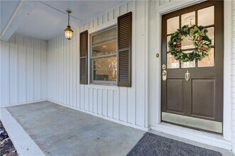 465 Windsor Parkway in Atlanta, GA - Building Photo - Building Photo