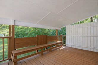 Room in Duplex on Spring St in Durham, NC - Foto de edificio - Building Photo