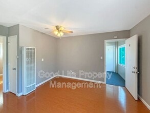 3504 Wilshire Terrace in San Diego, CA - Building Photo - Building Photo