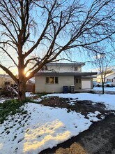 207 Riverfront Dr in Cashmere, WA - Building Photo - Building Photo