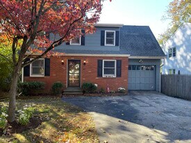 43 Camp Ave in Darien, CT - Building Photo