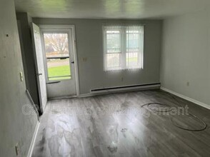 937 W 4th Ave in Derry, PA - Building Photo - Building Photo