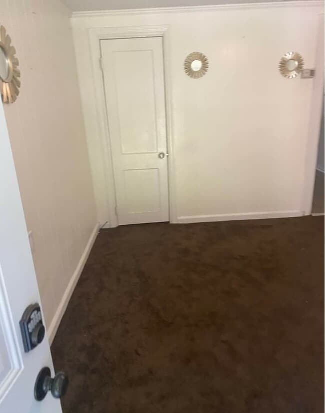 105 Smith Ave, Unit B in New Ellenton, SC - Foto de edificio - Building Photo