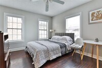 4512 Mt Vernon St photo'