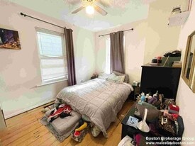 20 Howell St, Unit #1 in Boston, MA - Building Photo