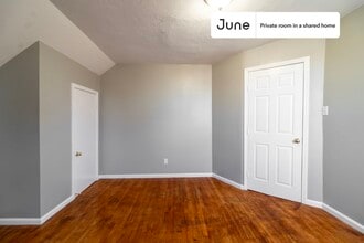 Private bedroom in 4 bed/2 bath Home in Boston, MA - Building Photo - Building Photo
