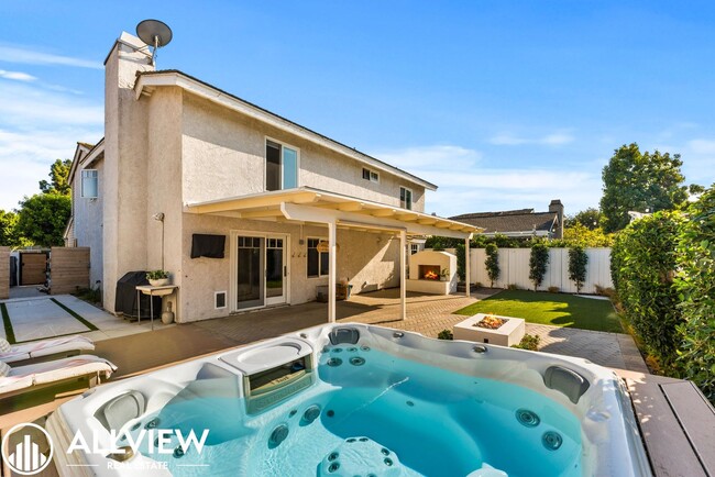 38 Ashwood in Irvine, CA - Building Photo - Building Photo