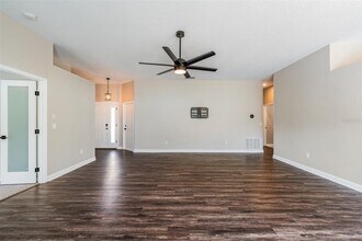 714 Satin Leaf Ave in Oldsmar, FL - Building Photo - Building Photo