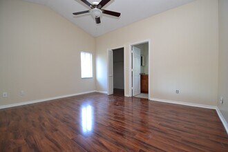 1053 Manigan Ave in Oviedo, FL - Building Photo - Building Photo