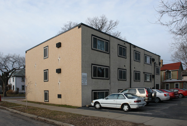 500 West 28th Street in Minneapolis, MN - Foto de edificio - Building Photo