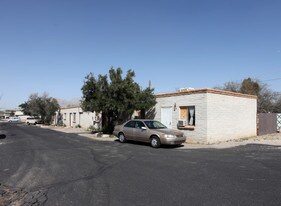 446 E Calle Arizona in Tucson, AZ - Building Photo