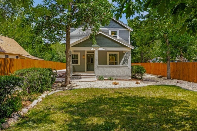 200 W Cheyenne Rd in Colorado Springs, CO - Building Photo - Building Photo