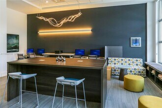 805 SE 3rd Ave in Fort Lauderdale, FL - Building Photo - Building Photo