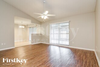 4071 Forecast Dr in Brandon, FL - Foto de edificio - Building Photo