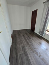 32 Clairmont Pl in Pontiac, MI - Building Photo - Building Photo