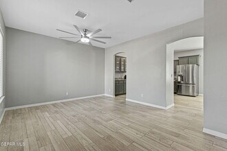 2137 Shreya St in El Paso, TX - Building Photo - Building Photo