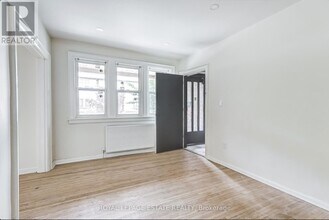 44 Wineva Ave in Toronto, ON - Building Photo - Building Photo