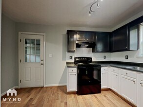 2012 King Arthur Cir in Alabaster, AL - Building Photo - Building Photo