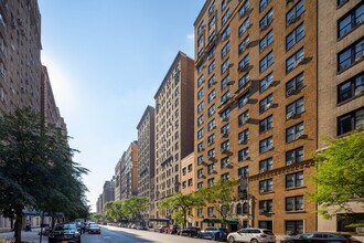 130 W 86th St in New York, NY - Building Photo - Building Photo