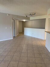 500 Crestwood Ct S, Unit 514 in Royal Palm Beach, FL - Building Photo - Building Photo