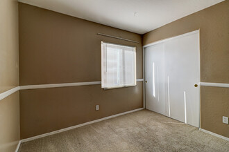 12060 W Dahlia Dr in El Mirage, AZ - Building Photo - Building Photo