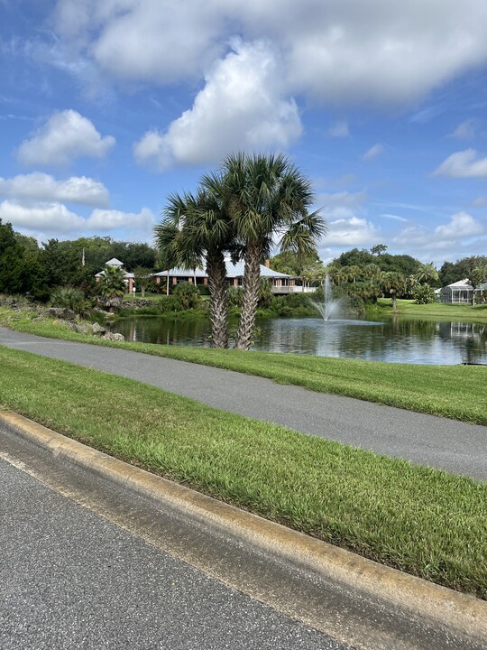 33 Timucuan Dr in Ormond Beach, FL - Building Photo