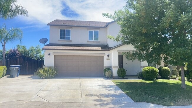 5801 W Dayton Ave in Fresno, CA - Building Photo - Building Photo