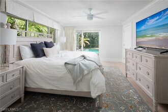 635 Fountainhead Ln in Naples, FL - Building Photo - Building Photo